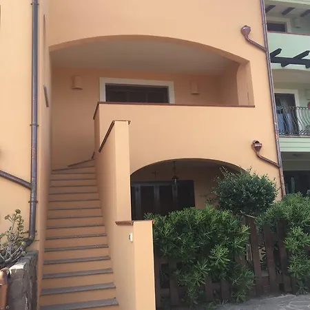 Monte Baingiu Nyaraló