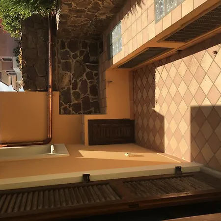 Semesterbostad Monte Baingiu *